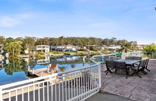 Sussex Inlet House | Palatial Multi family Waterfront