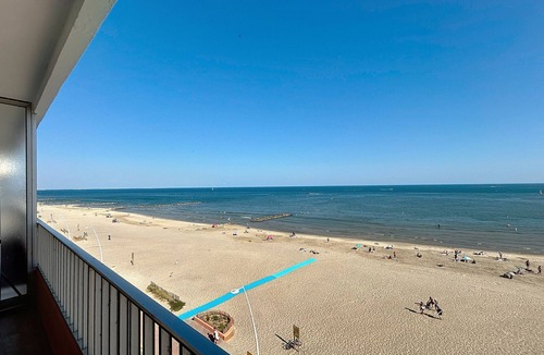 Palavas-les-Flots Apartment | Palavas: 2-BR Sea View Apt, 6 Guests