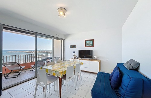 Palavas-les-Flots Apartment | Palavas: 2-BR Sea View Apt, 6 Guests
