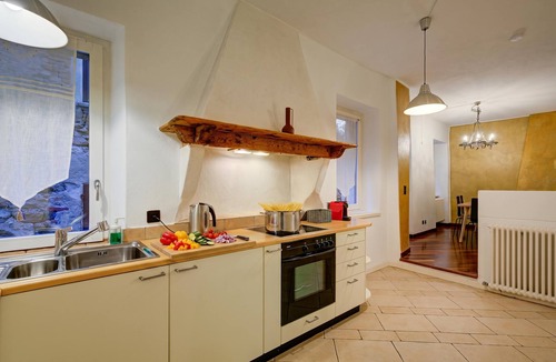 Morcote Apartment | Palazzo Gritti Camelia, Morcote, Switzerland