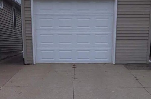 Platteville House | Pale Blue Dot