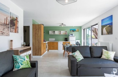 Locquirec House | Palet Breton by Interhome