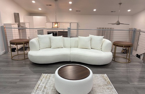Northwest Heights House | Palisades hills home with City Mountain View’s