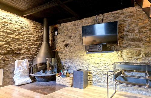 Llavorsi House | Paller rústic de muntanya amb estil i acollidor by RURAL D'ÀNEU