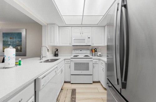 Siesta Key Condo | Palm Bay Club by Beachside Management
