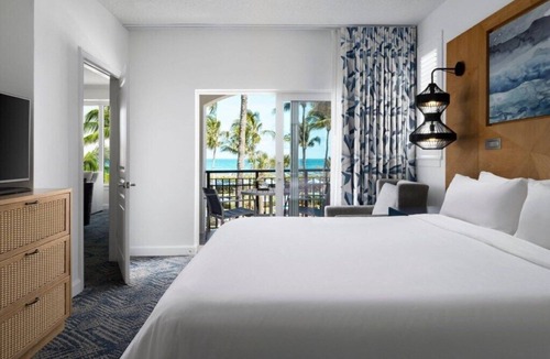Palm Beach Shores Resort | Palm Beach | Beach & Resort Pools | 2BR Villa
