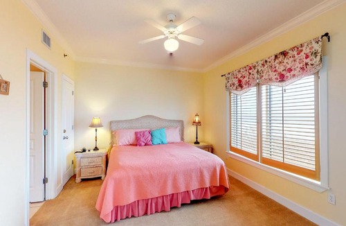 Orange Beach Hotel | Palm Beach #C21