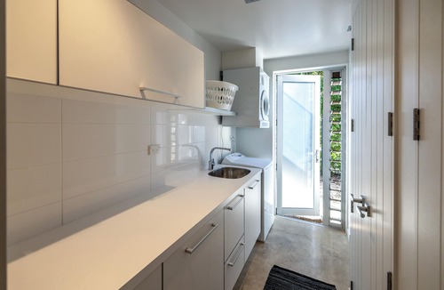 Palm Beach House | Palm Beach Retreat - Stay Waiheke