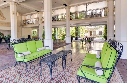 Palm Beach Condo | Palm Beach Studio Steps To Beach