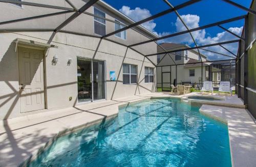 Legacy Park House | Palm Breeze: Private Pool/Spa & 24/7 Support!