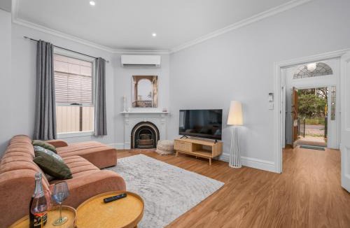 Benalla House | Palm Cottage