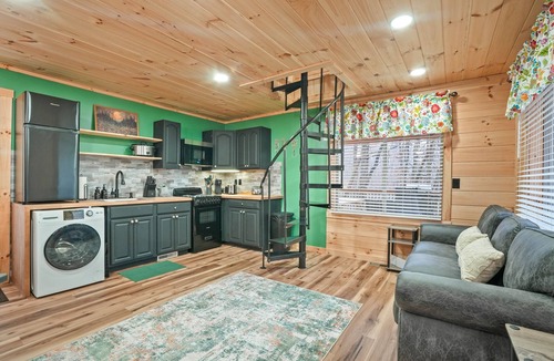 Creola Cabin | Palm Creek | Hocking Hills