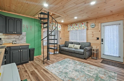 Creola Cabin | Palm Creek | Hocking Hills