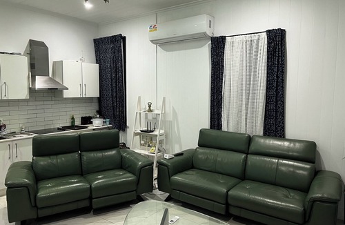 Hamilton Hostel | Palm Hamilton BackPackers