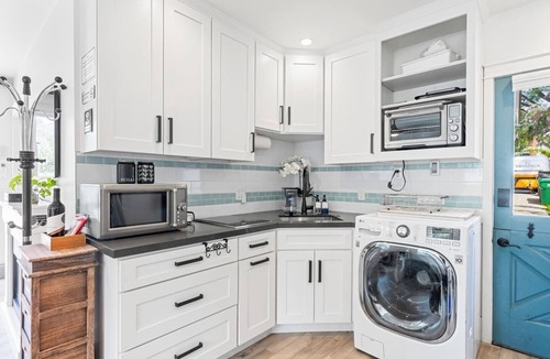 La Canada Flintridge Apartment | Palm & Pebble | * Pool, Spa, Fire Pit * Dog*