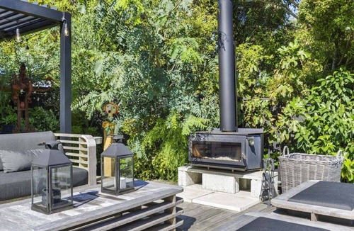 Palm Beach House | Palm Springs by Waiheke Pure