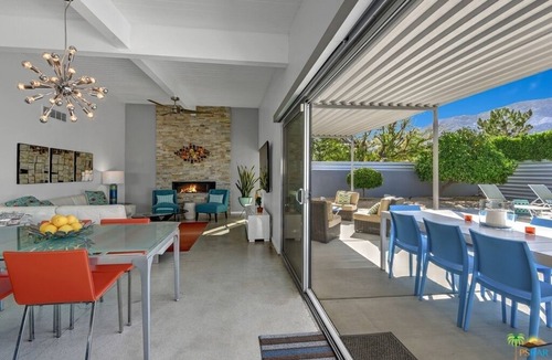 Racquet Club Estates House | Palm Springs Gem - Butterfly Mid-Century Modern