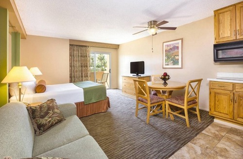 Palm Springs Resort | Palm Springs | Relaxing Desert Escape | Pool + Hot Tub