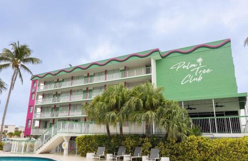 North Bay Village Hotel | Palm Tree Club Miami