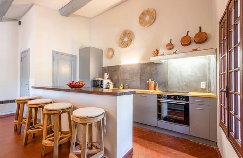 Taradeau Ski Chalet | Palm tree cottage with pool in Taradeau