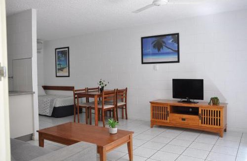 North Ward Apartment | Palm Waters Holiday Villas
