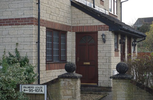 Little Stoke Apartment | Palmers Apartment A