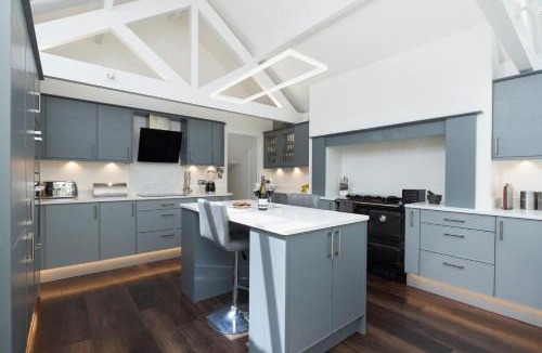 Axminster House | Palmers Cottage