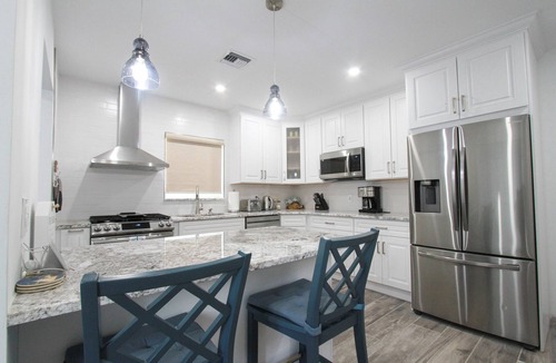 River Oaks House | PalmOaks. Cozy house with heated pool