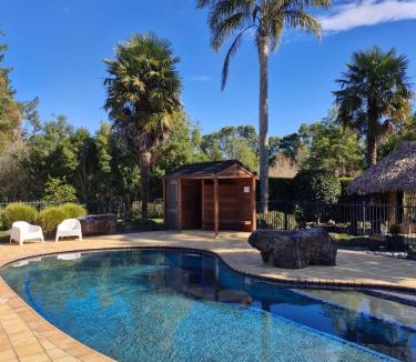 Tamahere House | Palms on Bruntwood