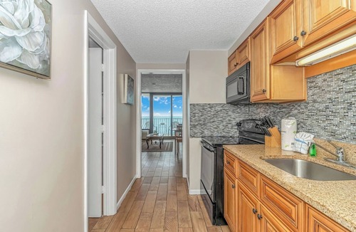 Myrtle Beach Condo | Palms Resort by Hosteeva