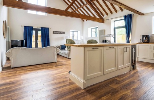 Carlton Colville Cottage | Pam's Place - UK50583