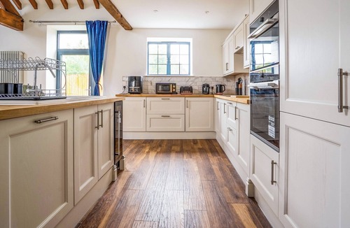 Carlton Colville Cottage | Pam's Place - UK50583