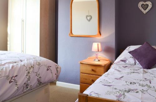 Offord Cluny House | Pam's Plaice