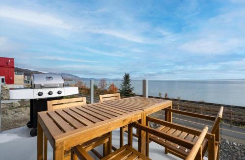 Petite-Riviere-Saint-Francois Apartment | Panorama 1251