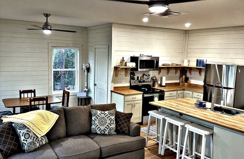 Panacea House | Panacea Treehouse⭐️ Waterfront Spring Getaway-Boat Friendly!