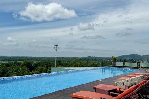 Batam Apartment | Panbil Residence Apartment with Forest and Lake View