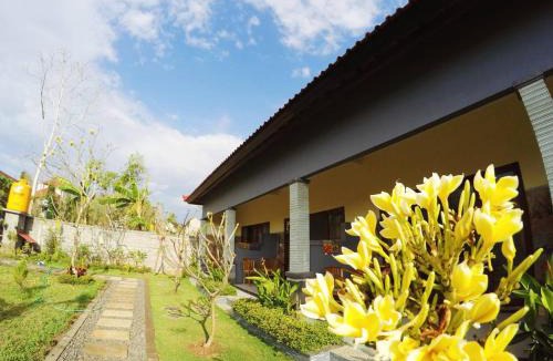 Mushroom Bay House | Pandawa Lembongan Homestay