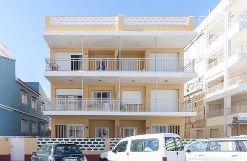Miramar House | PANDORA 1 - Apartment with terrace in Playa de Miramar.