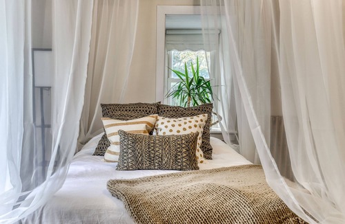 Gananoque Bed & Breakfast | Pangea House