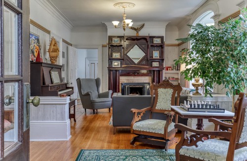 Gananoque Bed & Breakfast | Pangea House