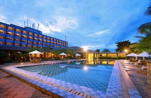 Padang Hotel | Pangeran Beach Hotel