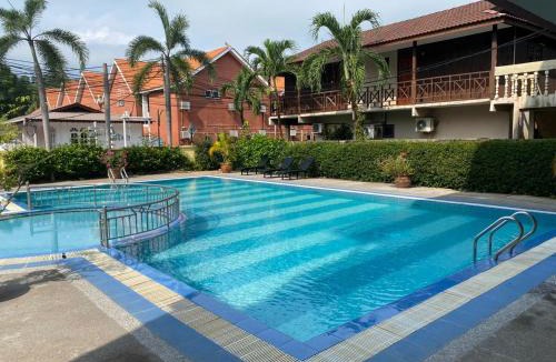 Teluk Nipah Resort | Pangkor Bay View Beach Resort