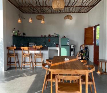 Mendoyo House | Pangkung Surf House