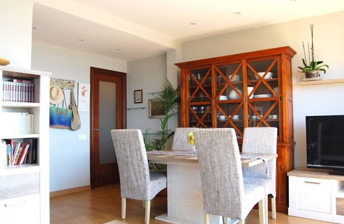 Vilassar de Mar Apartment | Panier en Osier - Three Bedroom Apartment, Sleeps 4