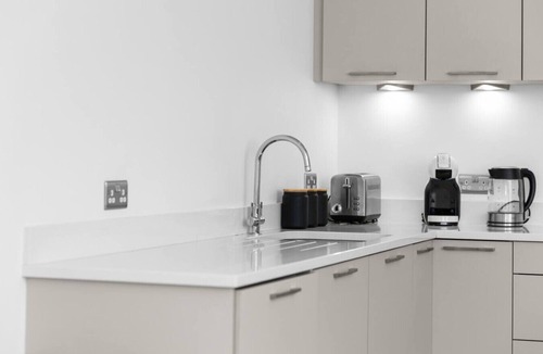 Monifieth Apartment | Panmure Apartment - golf course views