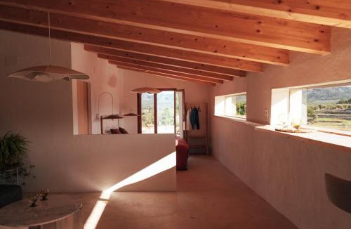 Rasquera House | Panorámica de la serra de Cardo, El Corral