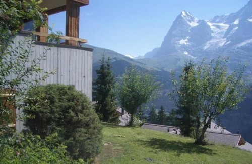 Murren Apartment | Panorama 2 Bett Wohnung by Interhome