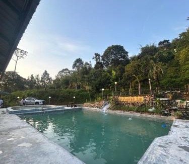 Hulu Langat Cabin | Panorama at DPuncakLui Chalet