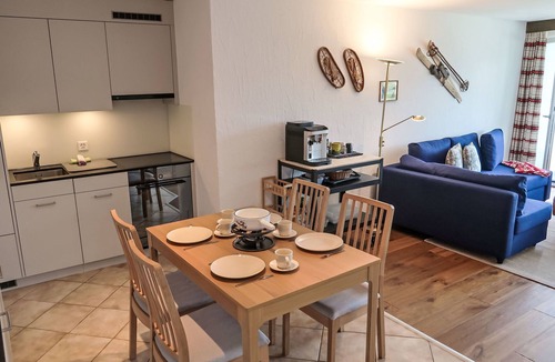 Trin Apartment | Panorama da muntognas by Interhome