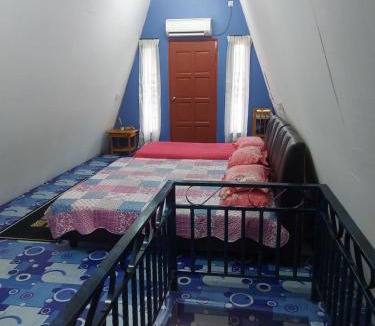 Kampung Kuala Dipang House | Panorama Homestay